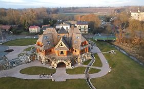 MŁYN BYCHAWA - Restauracja&Hotel